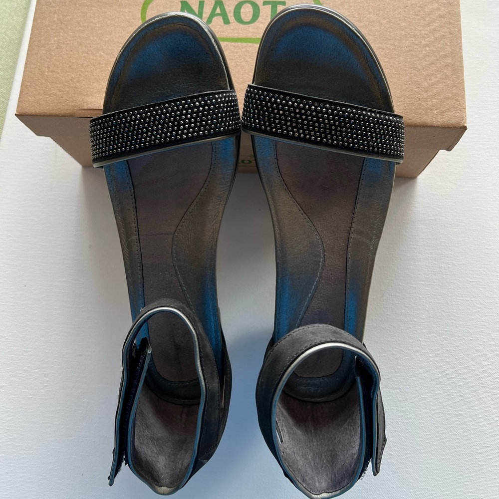 NAOT SANDALS with heels Size 41 US Size 10